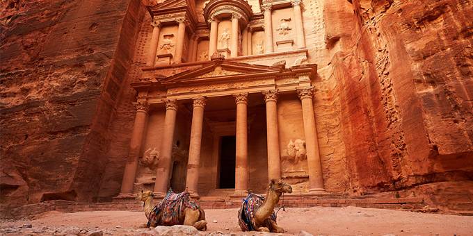 1121088-petra_680.jpg