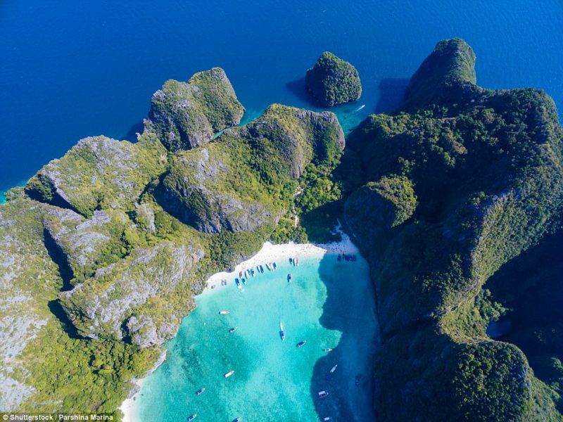 Perierga.gr - Î Î´Î¹Î¬ÏÎ·Î¼Î· ÏÎ±ÏÎ±Î»Î¯Î± Maya Bay ÎºÎ¹Î½Î´ÏÎ½ÎµÏÎµÎ¹ Î½Î± ÎºÎ»ÎµÎ¯ÏÎµÎ¹ Î»ÏÎ³Ï ÏÏÎ½ ÏÎ¿ÏÏÎ¹ÏÏÏÎ½