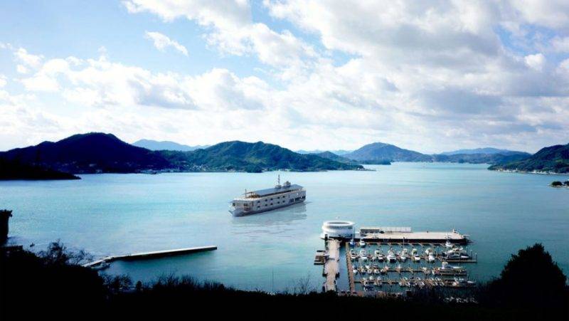 Perierga.gr - Το απίθανο πλωτό...ξενοδοχείο της Ιαπωνίας!