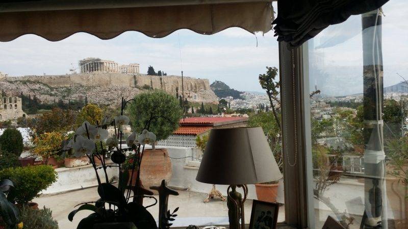Perierga.gr - Αυτό είναι το σπίτι του Μίκη Θεοδωράκη;