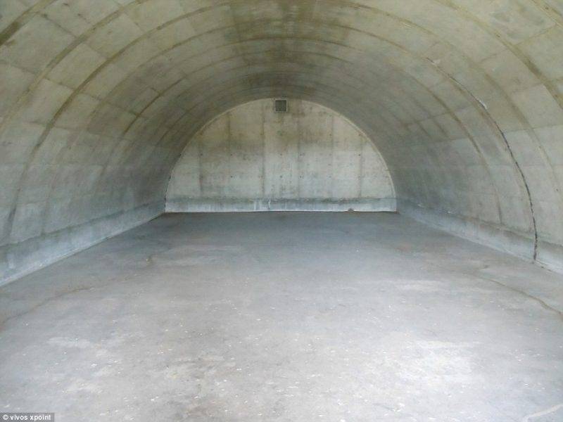 Perierga.gr - Πολυτελές οχυρό θα σώσει 10.000 ανθρώπους από... το «τέλος του κόσμου»