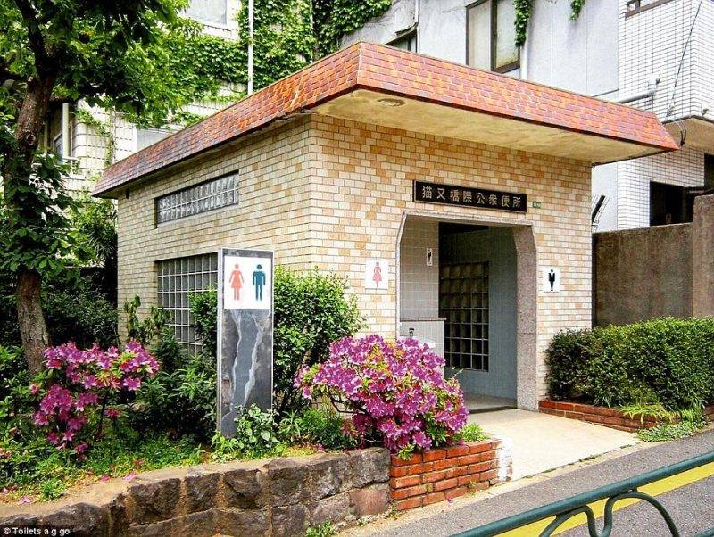 Perierga.gr - Οι πιο περίεργες δημόσιες τουαλέτες βρίσκονται στο... Τόκιο!
