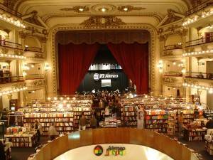 perierga.gr - Το πιο "μεγαλοπρεπές" βιβλιοπωλείο στον κόσμο!
