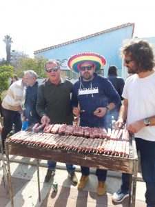 Συνέχεια.... - Τσίκνα παντού στη Μεσσηνία με προεκλογικό άρωμα…  