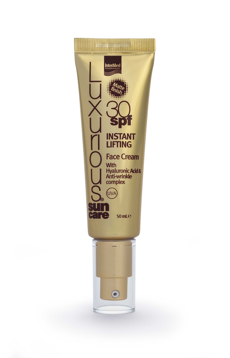  Luxurious Instant Lifting SPF30. Ενυδατική κρέμα προσώπου με υαλουρονικό οξύ και κλινικά δοκιμασμένο αντιρυτιδικό σύμπλοκο που προσφέρει
υψηλή αντηλιακή προστασία. Στα φαρμακεία, από την InterMed