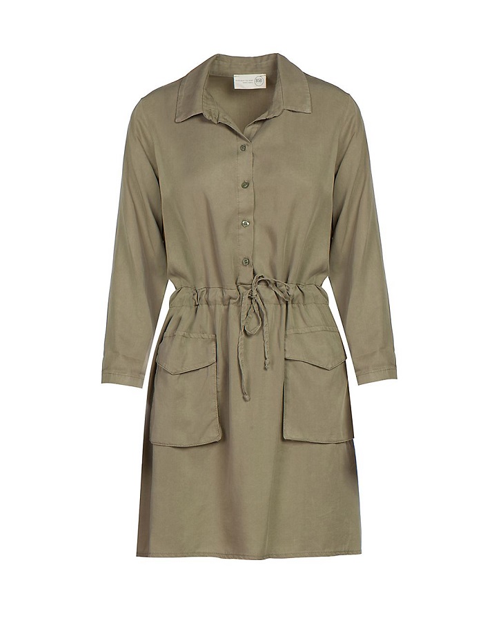 Φόρεμα.
BSB, €69,90
bsbfashion.com
