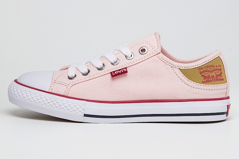 Παπούτσι.
Levi’s
Adam’s Shoes