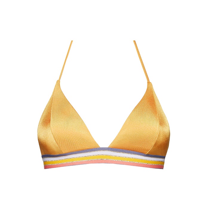 Bikini top.
Yamamay
yamamay.com