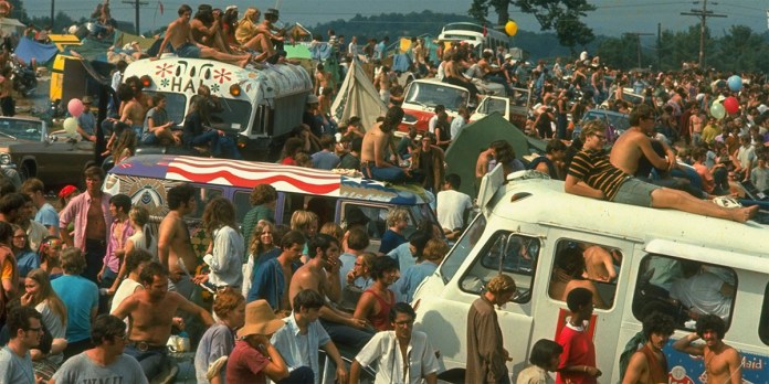 Woodstock 1969 - van cars - Hit Channel