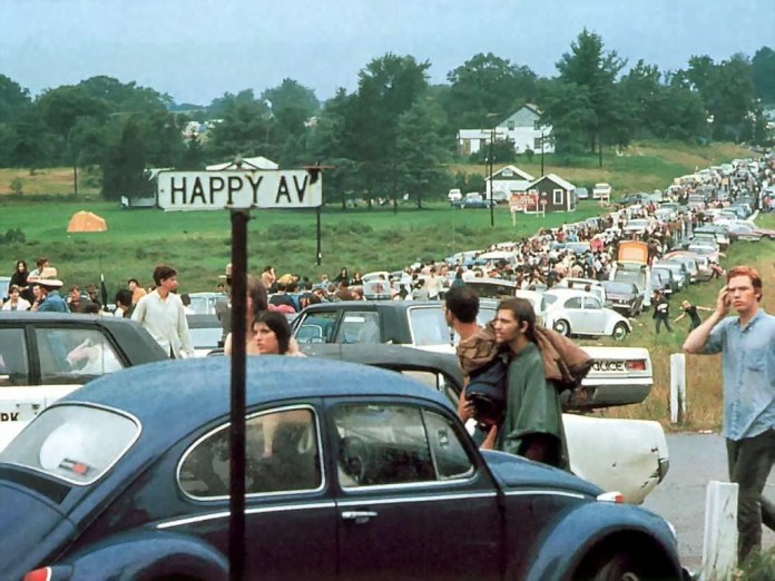 Woodstock - Happy Avenue - Hit Channel
