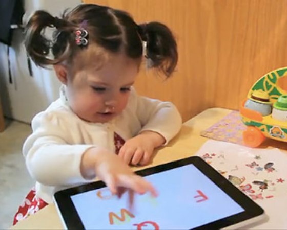 child-with-ipad-3