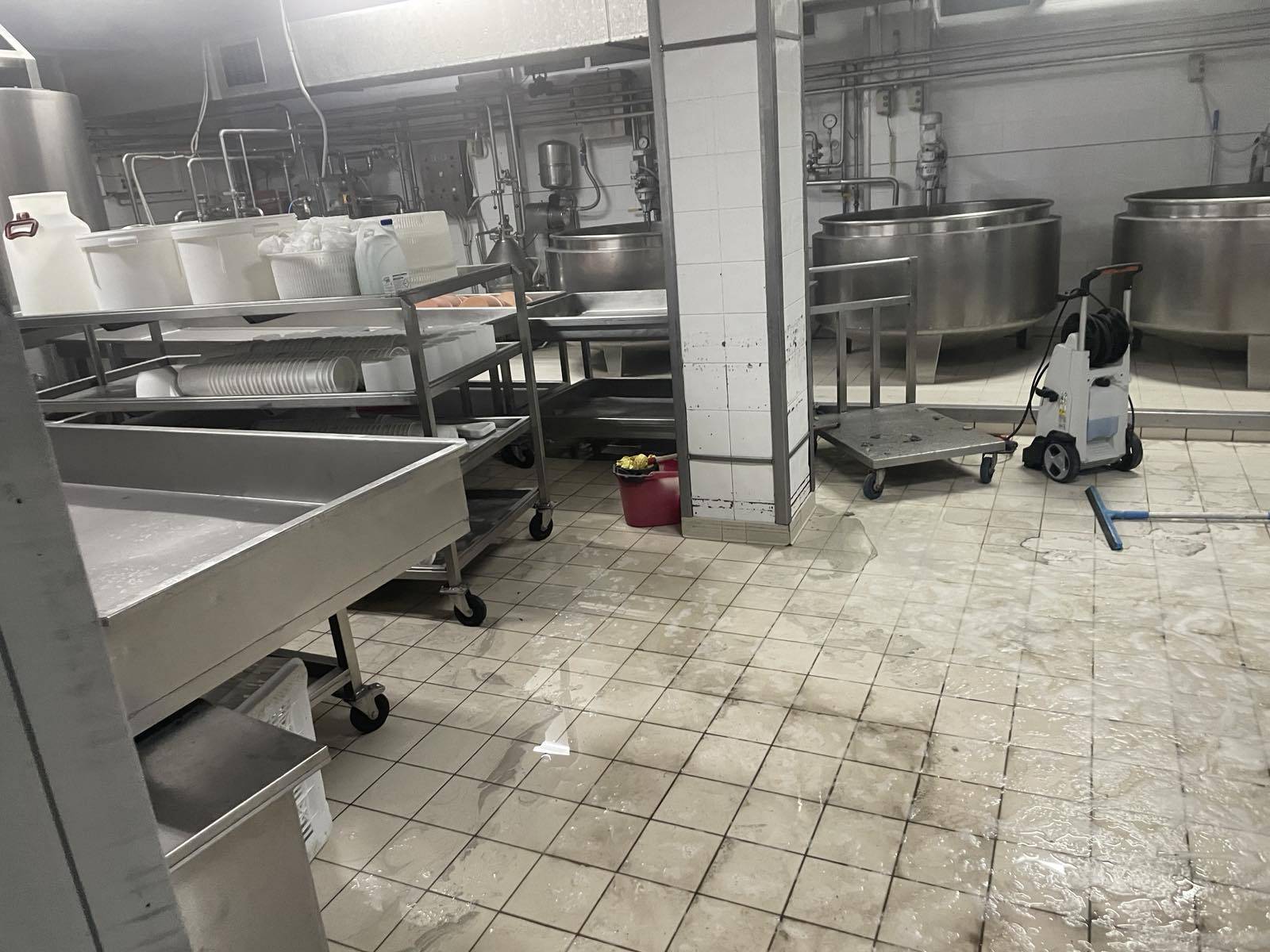 Φωτιά σε τυροκομείο στην Κρήτη