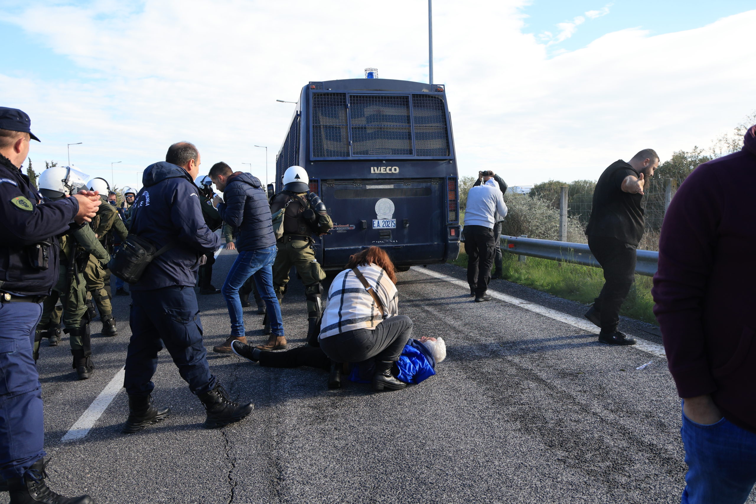 Αγρότες, Νίκαια, επεισόδια, τραυματισμοί