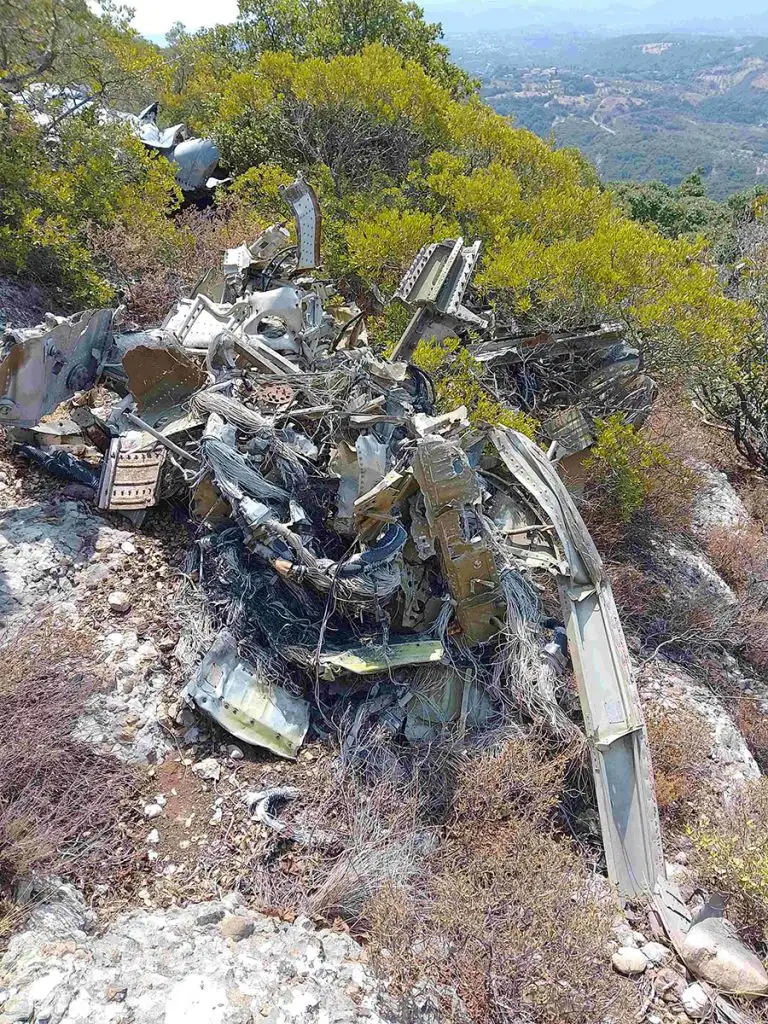 Στο φως μετά από 34 έτη αεροσκάφος της Γαλλικής Ναυτικής Αεροπορίας που κατέπεσε στην Μεσσηνία