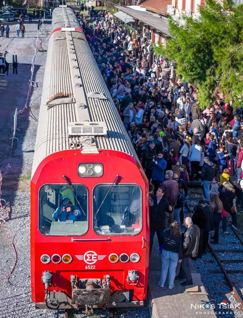Τρένο Καλαμάτα Άγιος Βασίλης