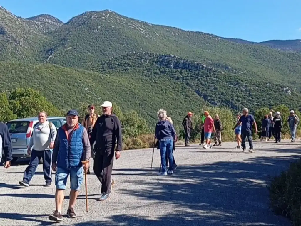 Πεζοπορική εξόρμηση της ομάδας «Τα Γεράκια» στη Χαραυγή της Δυτικής Μάνης