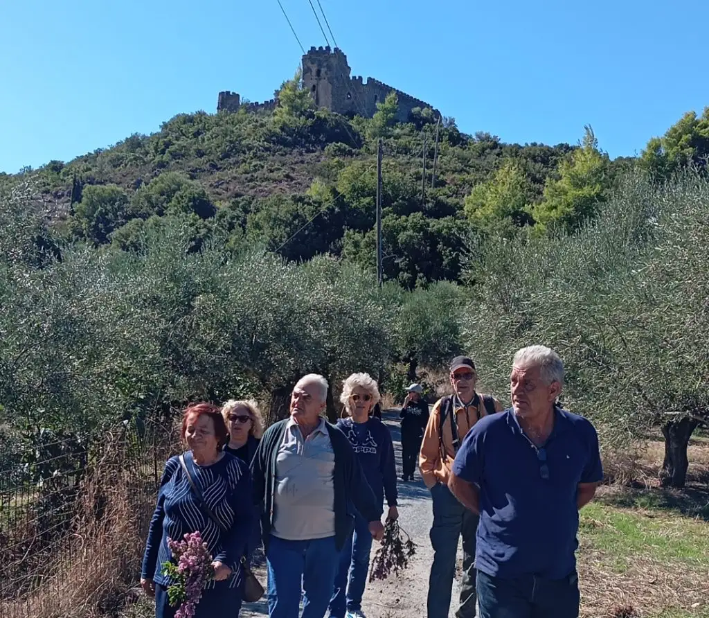 Πεζοπορική εξόρμηση της ομάδας «Τα Γεράκια» στη Χαραυγή της Δυτικής Μάνης